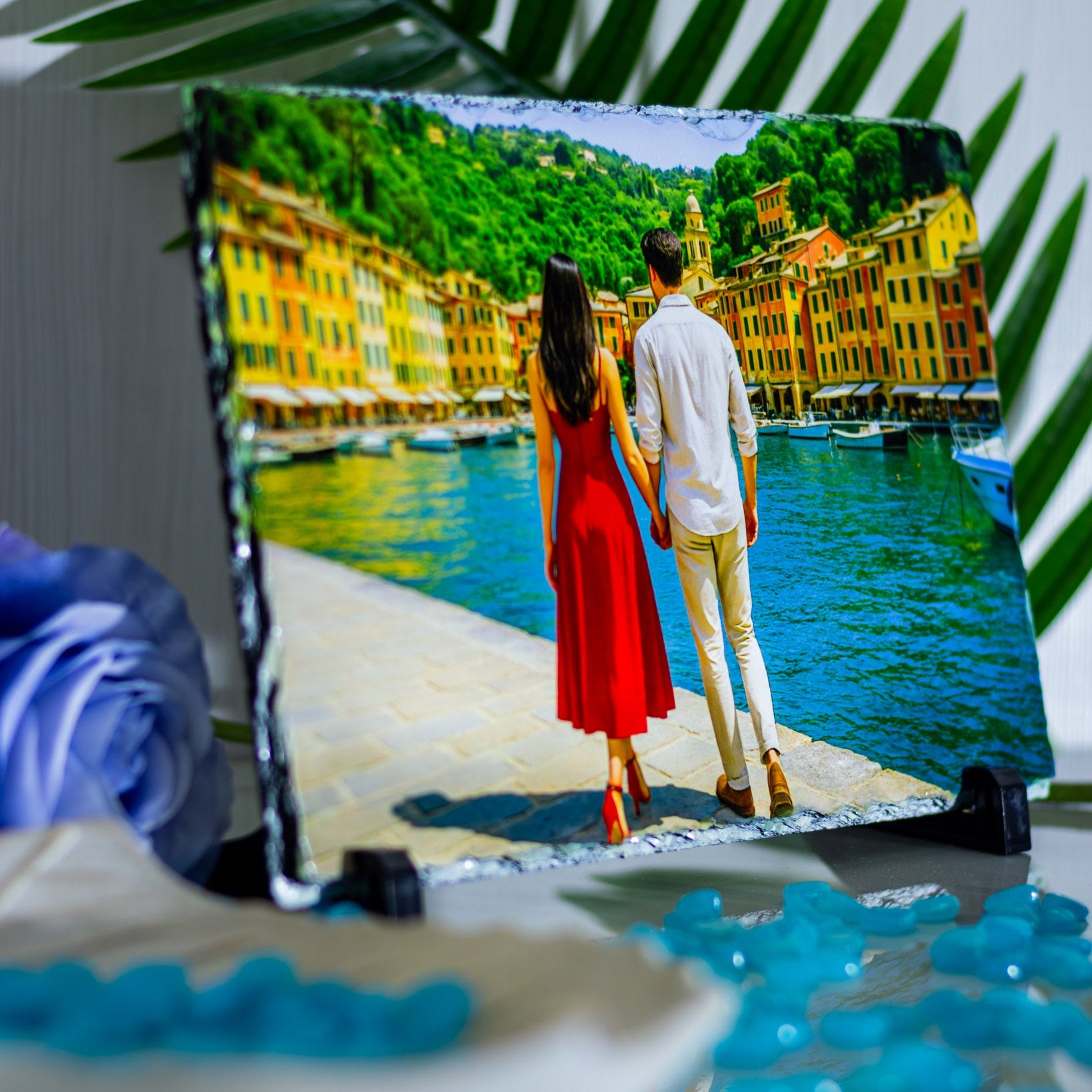 Цветна картина по снимка върху камък – персонализиран подарък за двойка