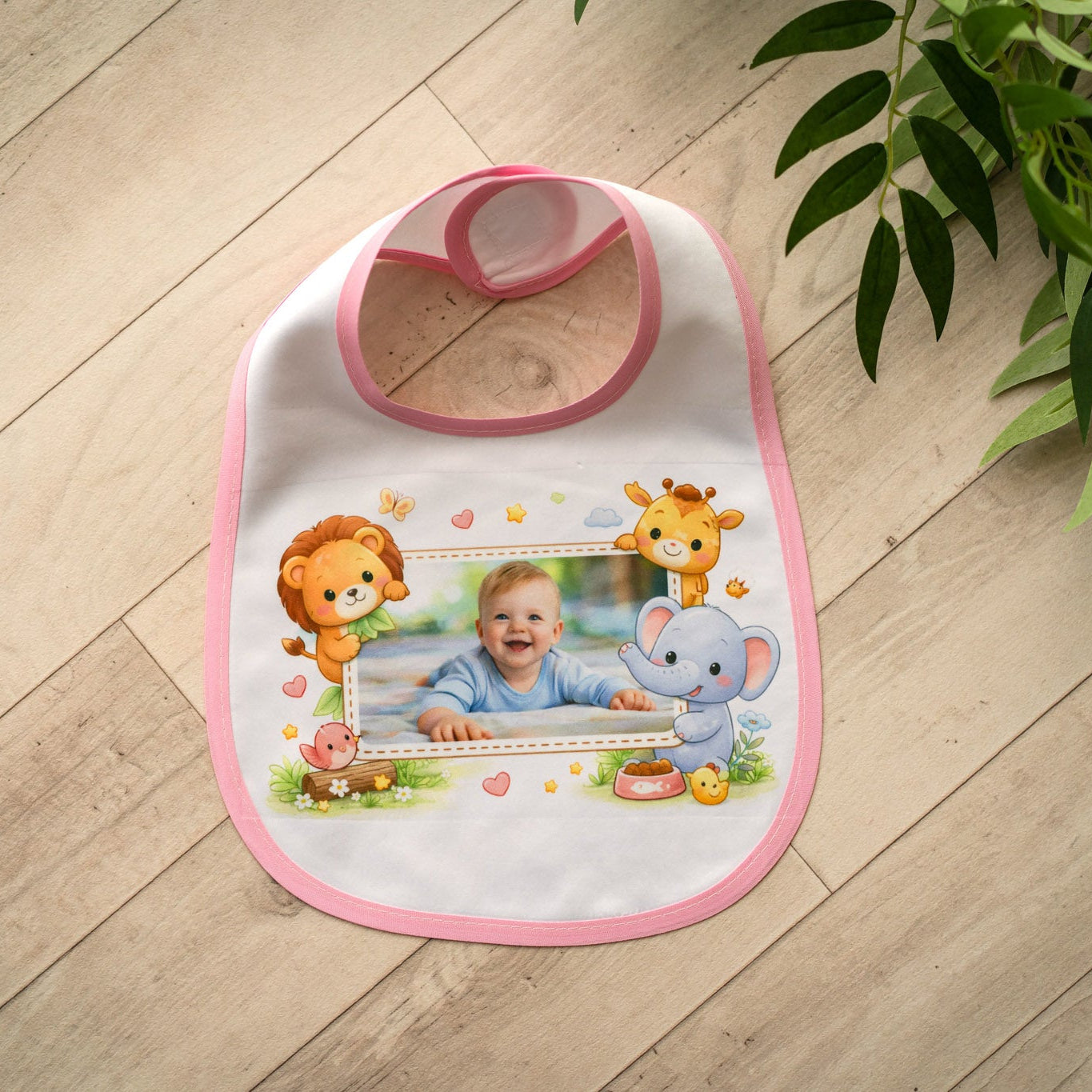Персонализиран бебешки лигавник със снимка